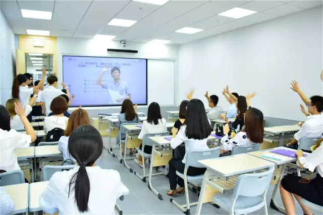 科技赋能，教育革新——“双师课堂”正式落户江门